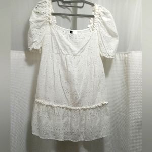 H&M Divided White puff sleeve babydoll dress. EUC.  Size xs.